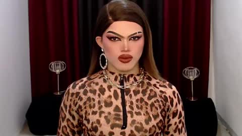 Snapshot of shanex01 chatting on 02/13/25, 08:48 Shane X online show from 02/13/25, 08:48