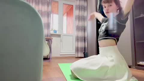 Elina online show from 05/25/26, 03:29