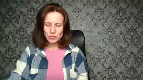 Shannen online show from 12/19/25, 10:44