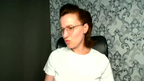 Snapshot of shannen_sweet chatting on 06/24/26, 11:09 Shannen online show from 06/24/26, 11:09