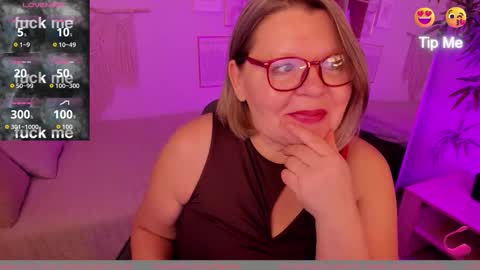 Shannon online show from 10/20/25, 01:44