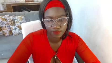 shanntall_tk online show from 02/22/25, 06:41