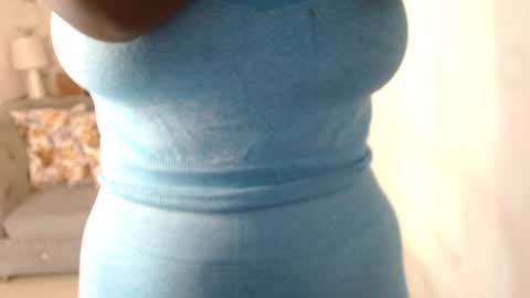 shanntall_tk online show from 02/25/25, 12:13