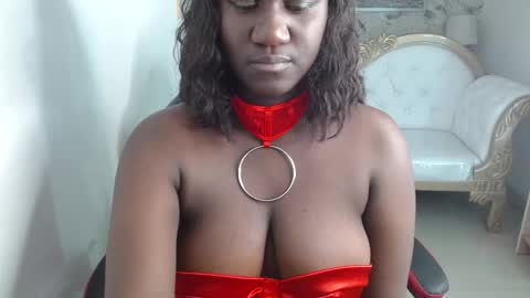 shanntall_tk online show from 10/22/25, 08:19