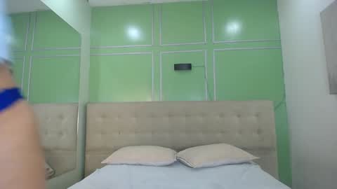  Shanon  online show from 01/21/25, 10:08