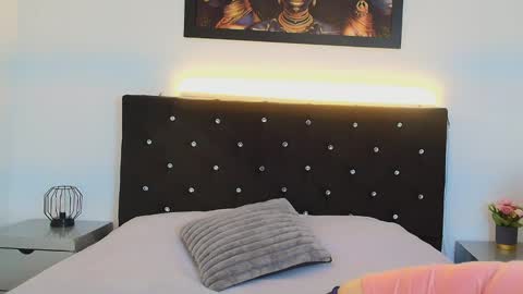  Shanon  online show from 03/31/26, 07:36