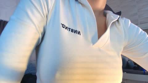 SHANON online show from 02/16/26, 06:59