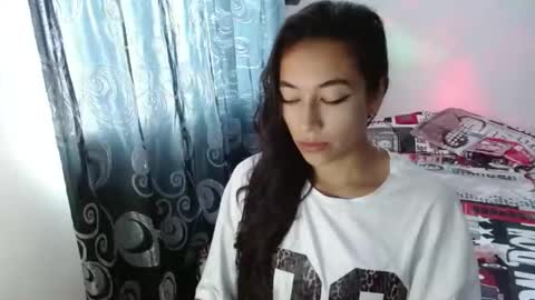 Snapshot of shantal_d03 chatting on 11/06/25, 06:20 shantal_d03 online show from 11/06/25, 06:20