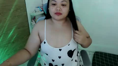 Snapshot of shantal_romance8 chatting on 08/05/26, 06:27 shantal_romance8 online show from 08/05/26, 06:27