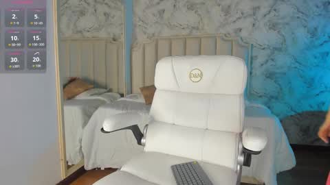 Shantal online show from 12/14/25, 03:34