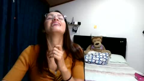 shantaldumont online show from 12/04/25, 04:22