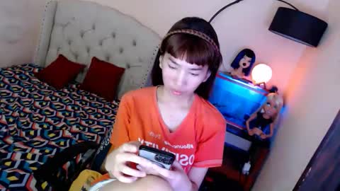 SHANTA FOX  s online show from 10/28/25, 12:19