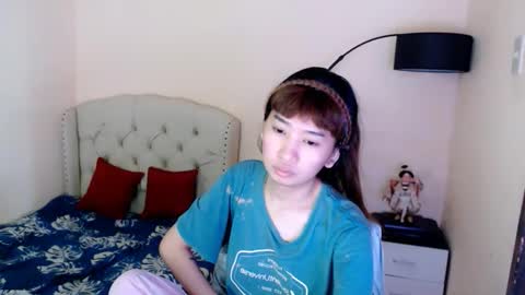 SHANTA FOX  s online show from 05/19/26, 01:56