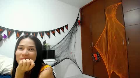 maria online show from 10/31/25, 10:22