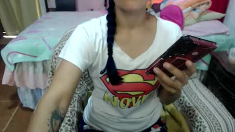 shanyflores5 online show from 04/19/26, 12:48