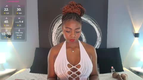 Snapshot of shanyqueen chatting on 11/23/25, 01:49 SHANY online show from 11/23/25, 01:49