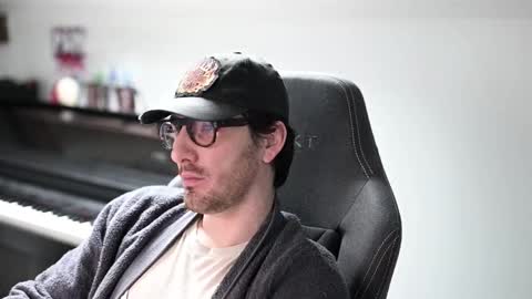 frenchy boy online show from 03/13/26, 09:49