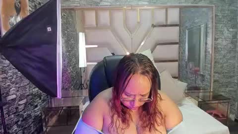 Snapshot of shara_oz chatting on 03/22/26, 02:48 Shara Oz online show from 03/22/26, 02:48