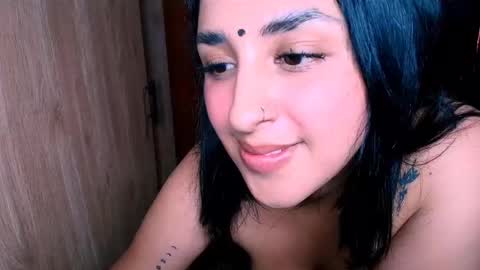 My real name is bella  Much Gust  online show from 02/20/25, 08:25