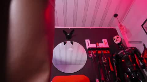 Sharith  online show from 01/17/25, 05:51