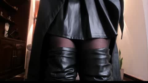 Sharith  online show from 04/17/26, 03:26