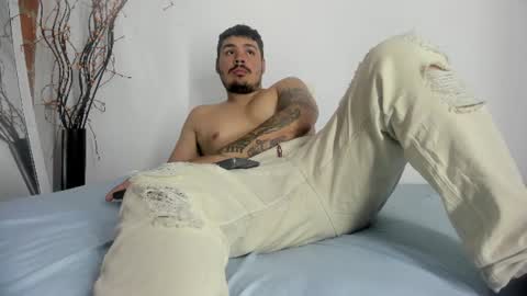 Snapshot of sharkmerlin chatting on 07/19/26, 01:20 jhon deibyd online show from 07/19/26, 01:20