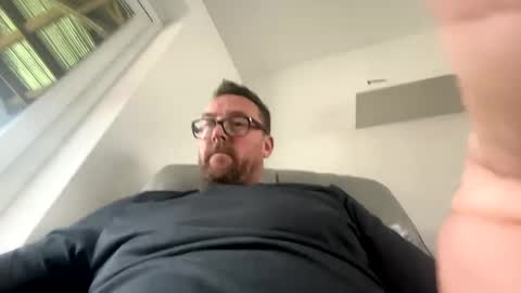 Snapshot of sharksboy16 chatting on 01/20/25, 01:21 Sharksboy online show from 01/20/25, 01:21