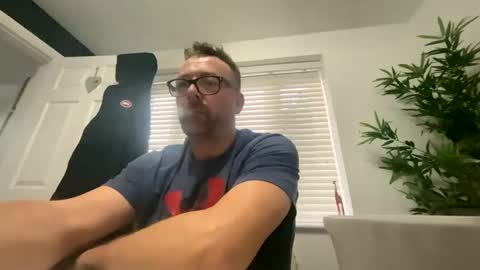 Snapshot of sharksboy16 chatting on 02/02/25, 07:30 Sharksboy online show from 02/02/25, 07:30