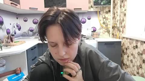 Sara online show from 06/08/26, 05:02
