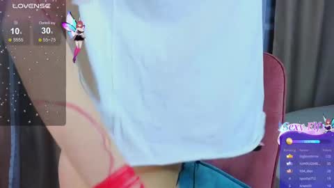 Snapshot of sharli_rose chatting on 02/28/25, 07:46 Sharli online show from 02/28/25, 07:46