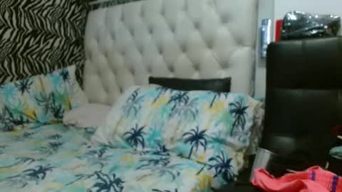 Snapshot of sharlot03 chatting on 02/21/25, 10:17 sharlot03 online show from 02/21/25, 10:17