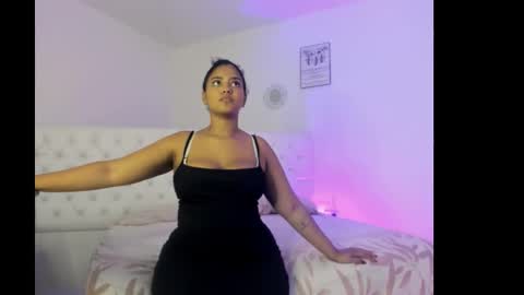 Sharlot online show from 11/28/25, 12:19