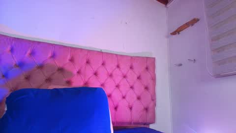 Snapshot of sharlott_kiss chatting on 12/30/24, 11:59 Sharlott online show from 12/30/24, 11:59