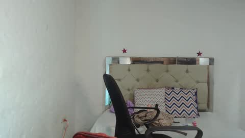 Snapshot of sharlotte__jones chatting on 01/11/25, 03:09 Sara online show from 01/11/25, 03:09