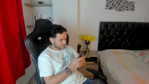 sharlotte_maikol online show from 01/16/25, 07:38