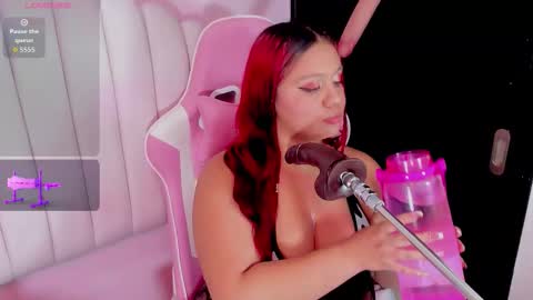 Snapshot of sharlotthe_bigass chatting on 01/14/26, 11:53 sharlotthe_bigass online show from 01/14/26, 11:53