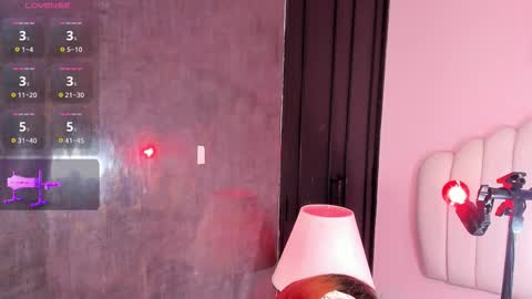 Snapshot of sharlotthe_bigass chatting on 02/13/26, 10:39 sharlotthe_bigass online show from 02/13/26, 10:39