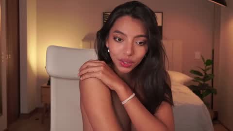 Snapshot of sharon__baker_ chatting on 01/19/25, 04:44 sharon baker online show from 01/19/25, 04:44