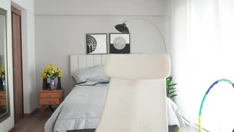 Snapshot of sharon__baker_ chatting on 02/01/25, 04:00 sharon baker online show from 02/01/25, 04:00