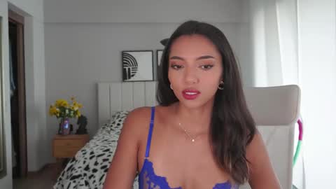 Snapshot of sharon__baker_ chatting on 02/27/25, 06:20 sharon baker online show from 02/27/25, 06:20