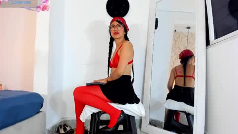 sharon_leather online show from 04/11/26, 12:20