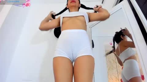 Snapshot of sharon_leather chatting on 04/17/26, 12:41 sharon_leather online show from 04/17/26, 12:41