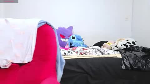 kitsune online show from 04/15/26, 09:05