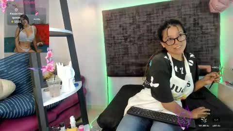 sharoncute16 online show from 11/12/25, 09:47