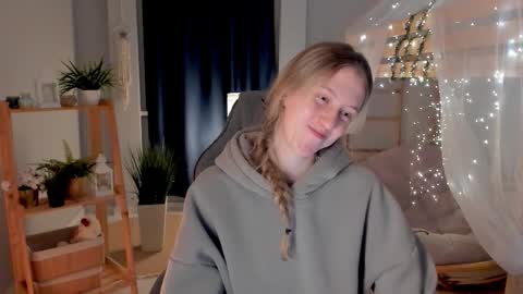 Sharon online show from 05/06/26, 06:02
