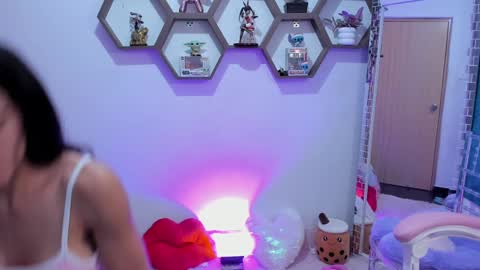 Snapshot of sharonsander1 chatting on 02/06/25, 07:24 Sharon online show from 02/06/25, 07:24