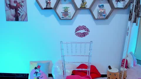 Snapshot of sharonsander1 chatting on 02/27/25, 07:44 Sharon online show from 02/27/25, 07:44