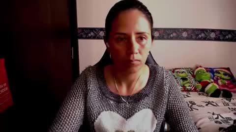 Snapshot of sharoon__cherry_ chatting on 11/22/25, 12:59 sharon online show from 11/22/25, 12:59