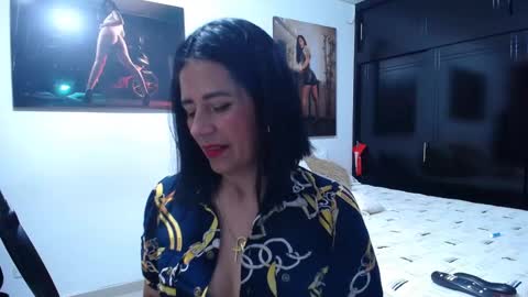 Snapshot of sharoon__cherry_ chatting on 02/19/26, 06:04 sharon online show from 02/19/26, 06:04