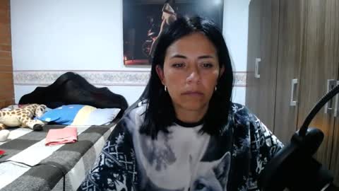 Snapshot of sharoon__cherry_ chatting on 05/06/26, 10:53 sharon online show from 05/06/26, 10:53
